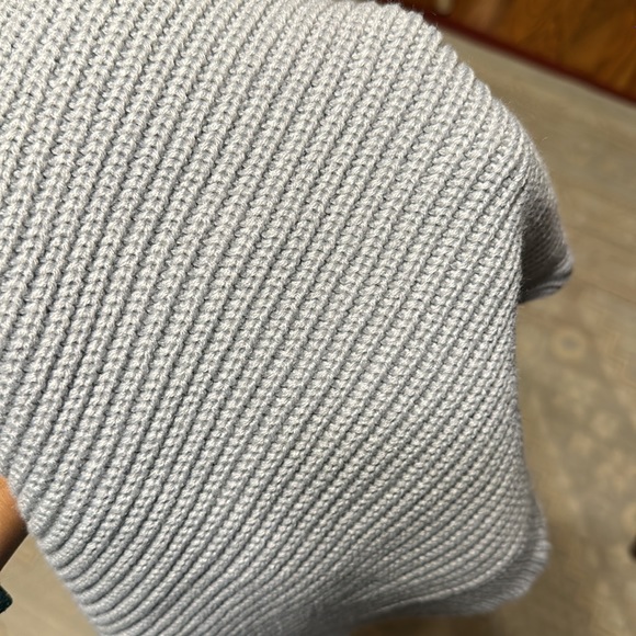 NWOT Ugerlov knit pullover short sleeve Crochet Sweater Size M LIGHT Gray Color - Picture 7 of 14